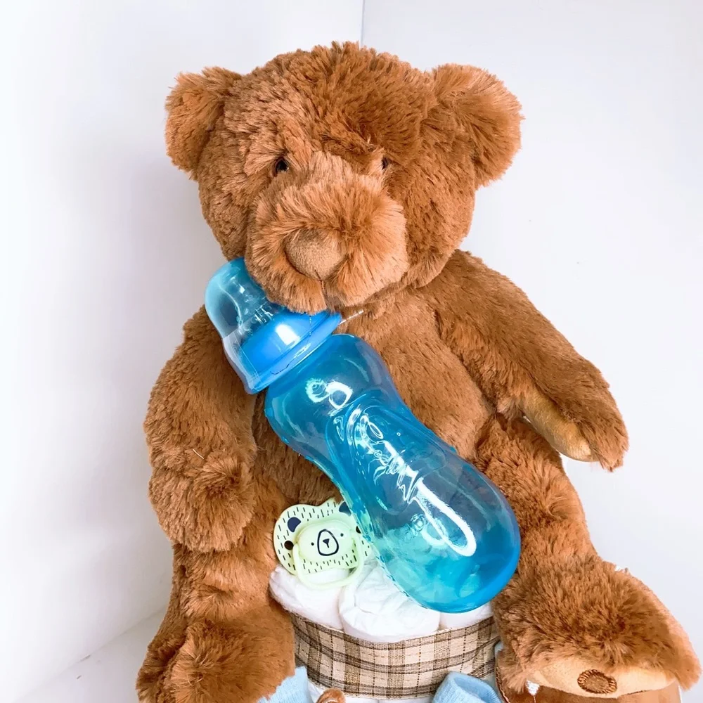 Teddy Bear Diaper Cake